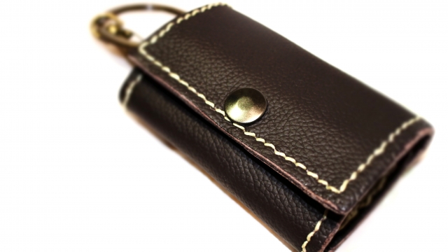 革のキーケース